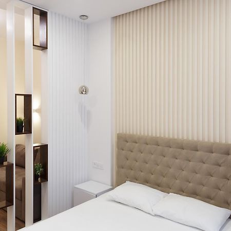 Charming Apartment In The City Center Lviv Ngoại thất bức ảnh