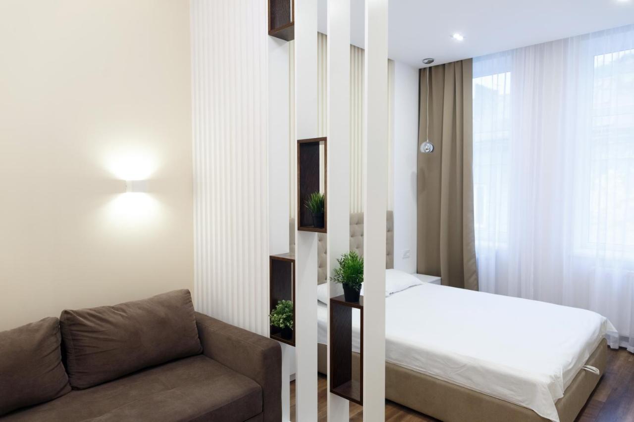 Charming Apartment In The City Center Lviv Ngoại thất bức ảnh